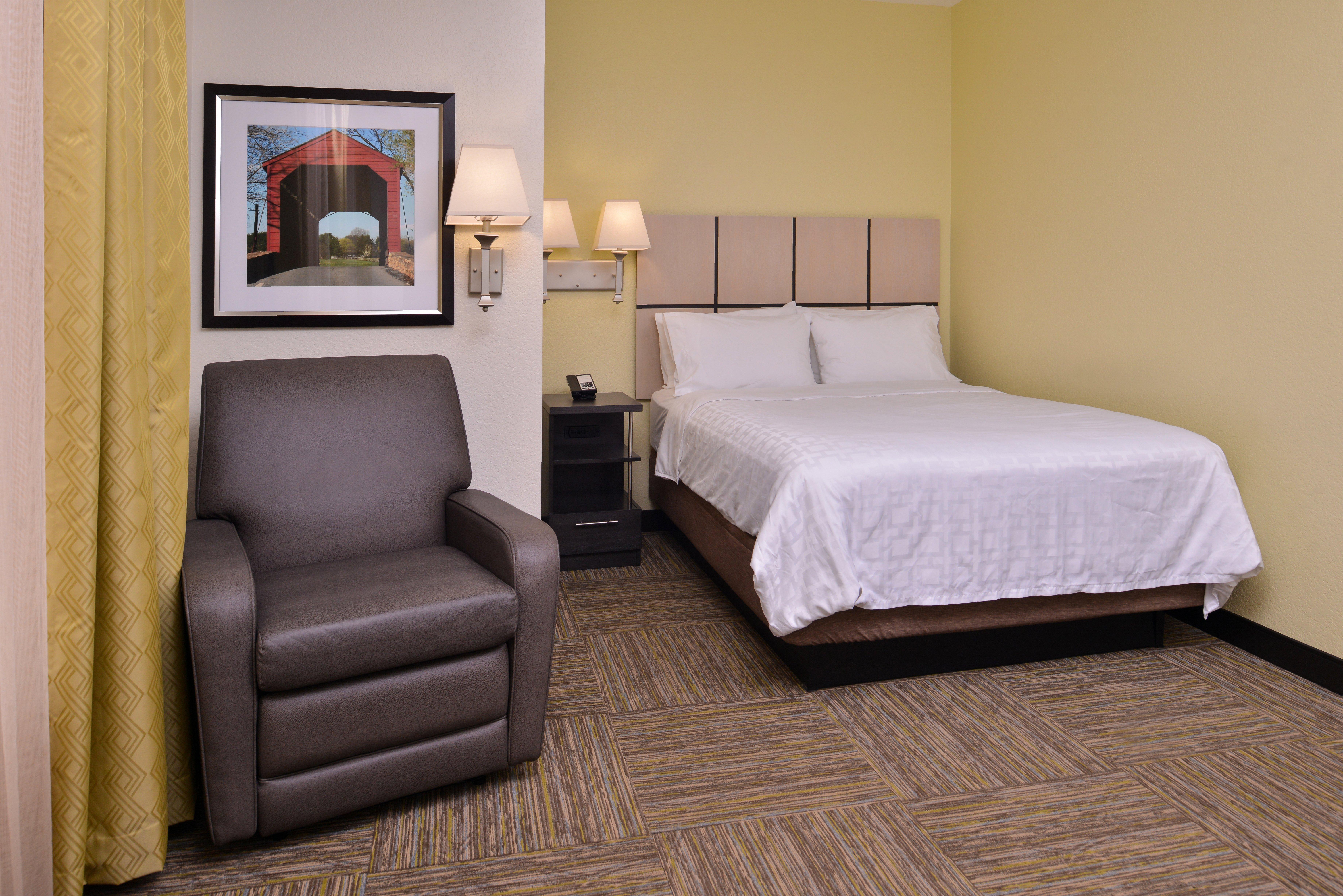 Candlewood Suites Terre Haute By Ihg Εξωτερικό φωτογραφία