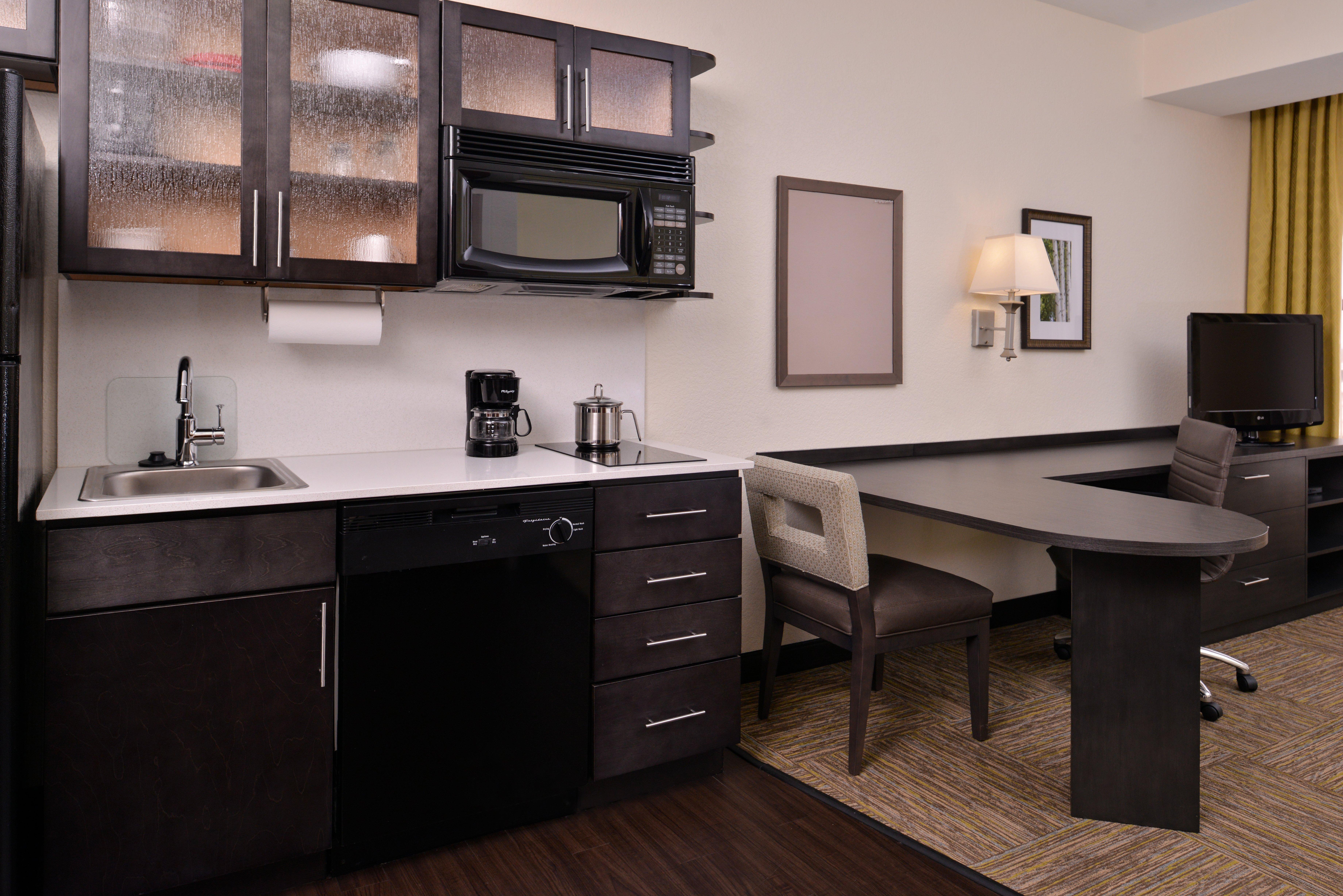 Candlewood Suites Terre Haute By Ihg Εξωτερικό φωτογραφία