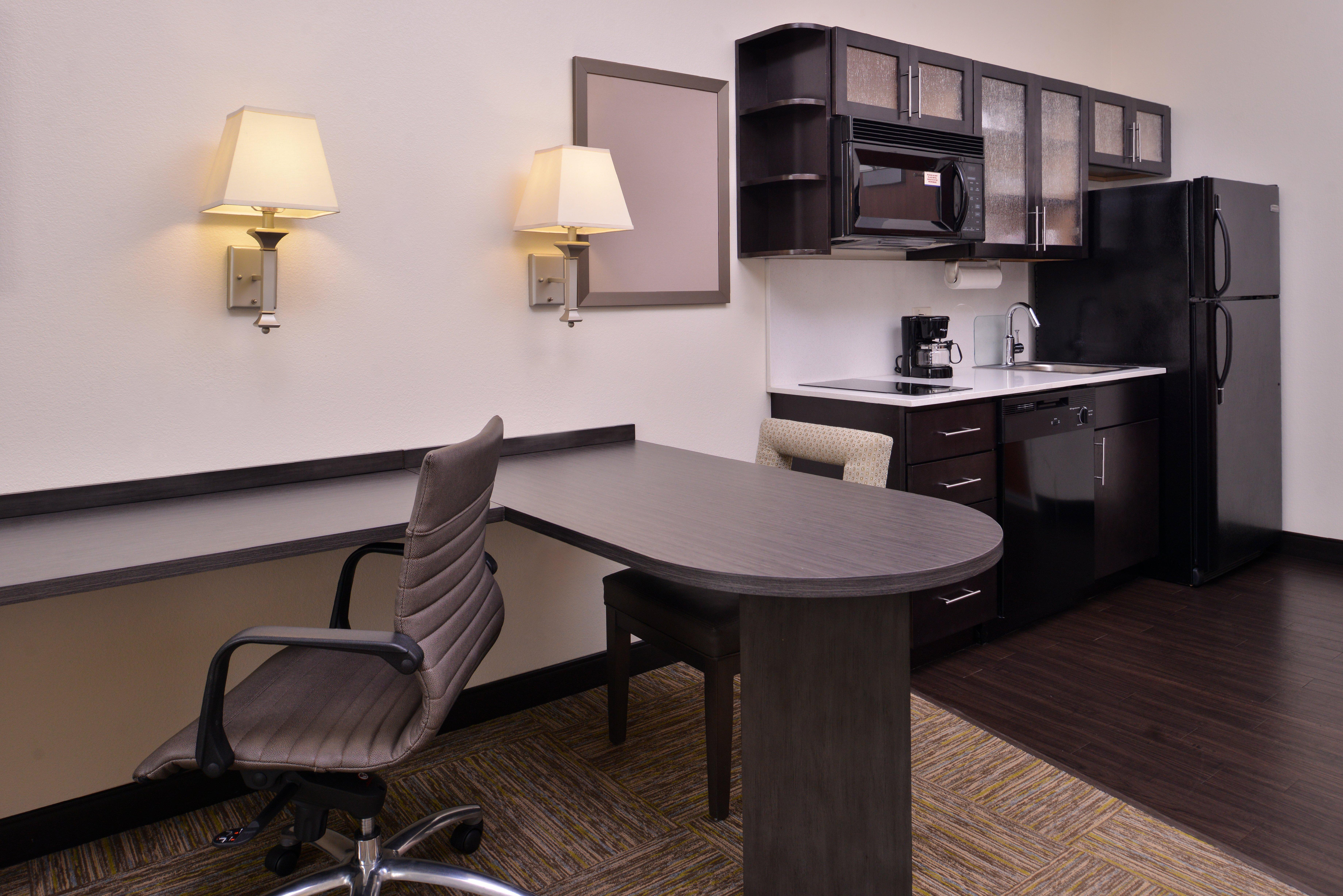 Candlewood Suites Terre Haute By Ihg Εξωτερικό φωτογραφία