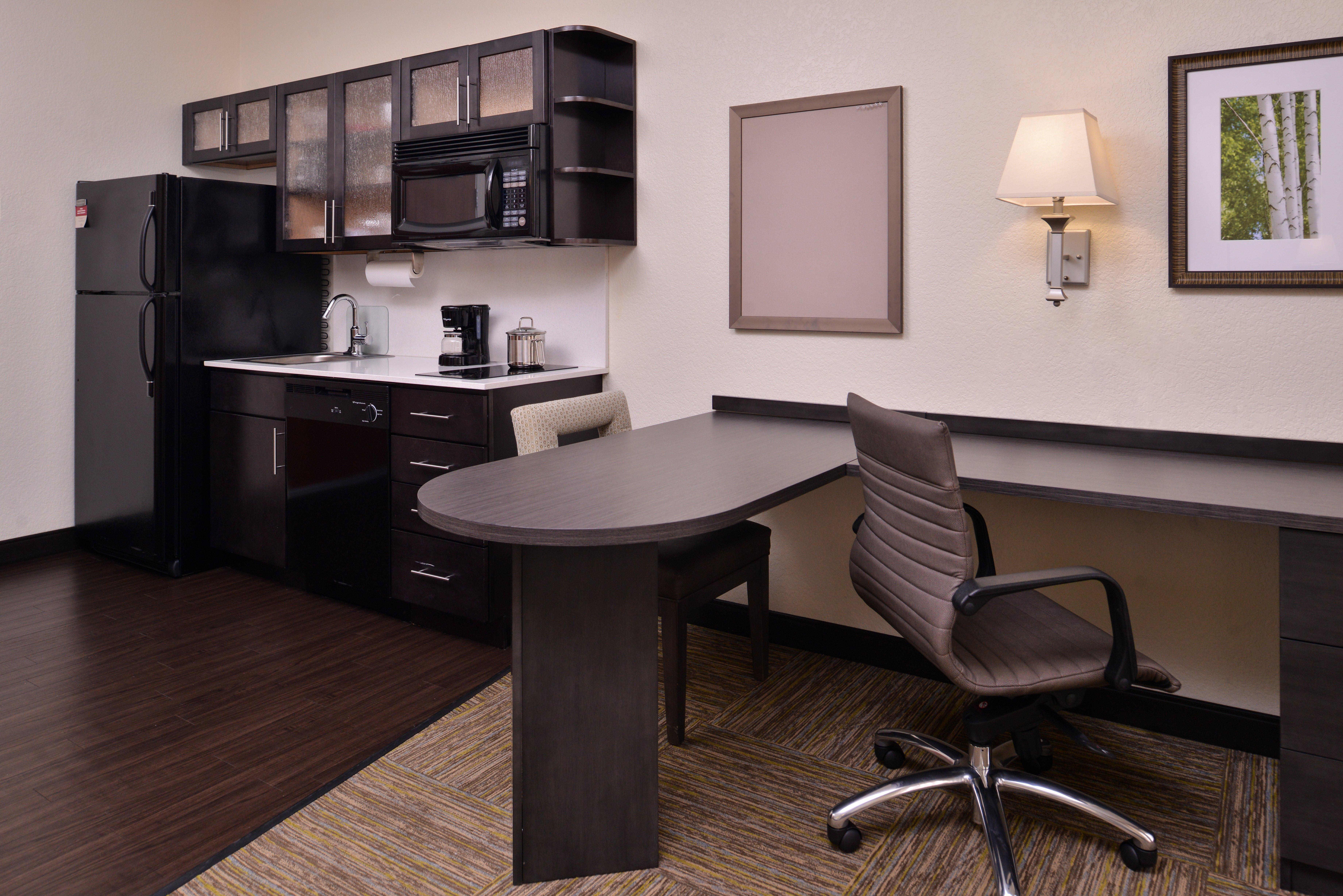 Candlewood Suites Terre Haute By Ihg Εξωτερικό φωτογραφία